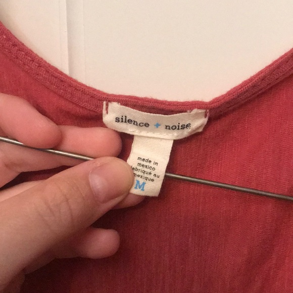 Top - Picture 2 of 4